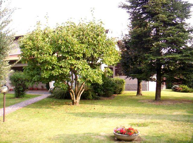 Villa a Osio Sotto