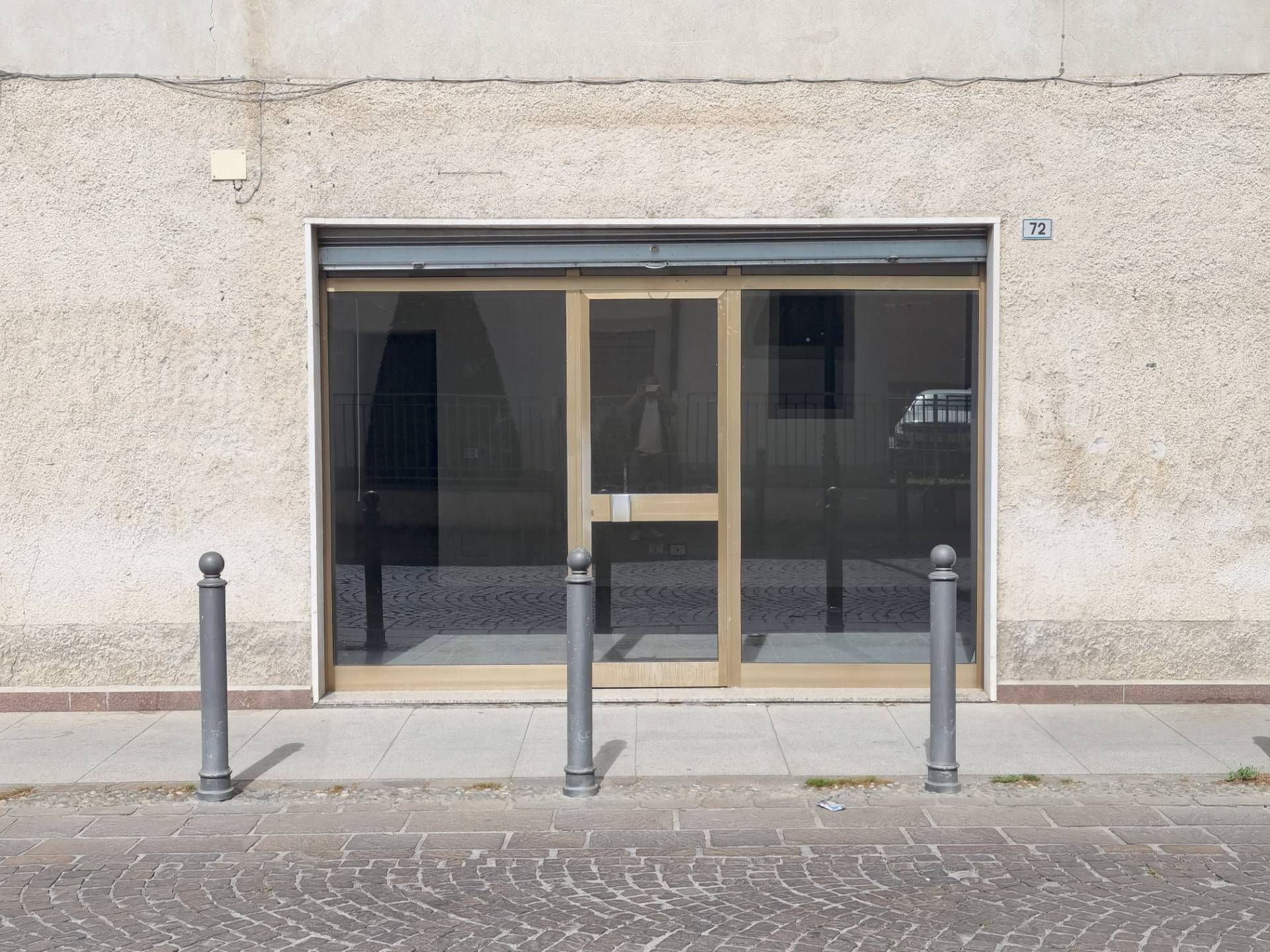 Locale commerciale a Osio Sotto